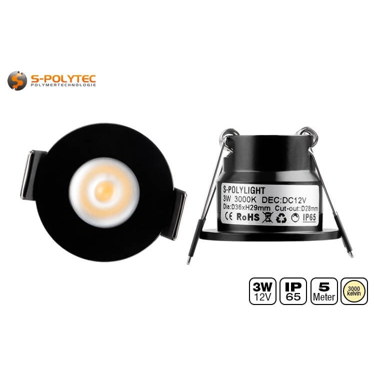 Das Anschlusskabel mit Schraubverbindern ist staub- und wasserdicht in 5m Länge gehört zum Lieferumfang