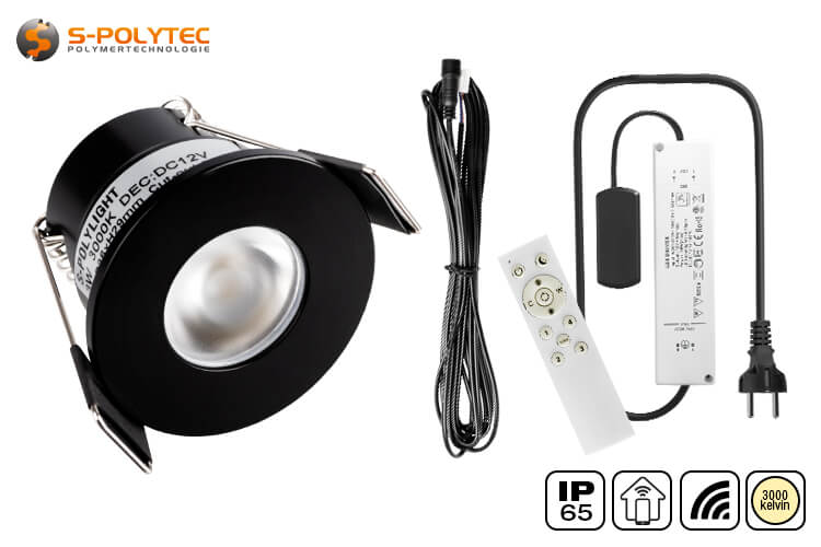 Das LED-Set mit Mini-LED-Spots in Schwarz wird mit SmartHome Controller und allen Anschlusskabeln geliefert