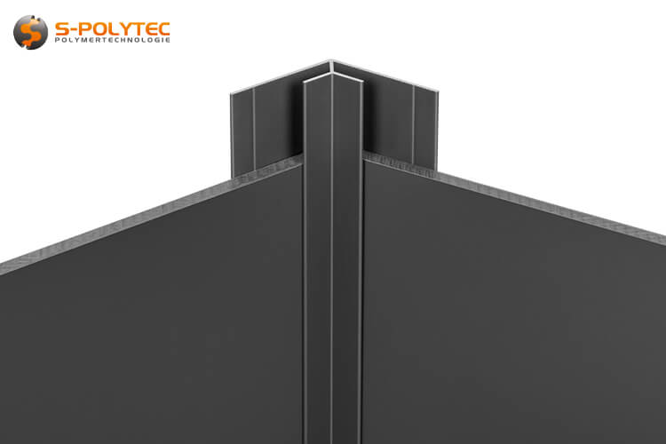 Die anthrazitgrauen Eckprofile aus massivem Aluminium sind je nach Ausführung zur Plattenverbindung mit 3mm, 6mm oder 8mm Stärke in Innenecken geeignet