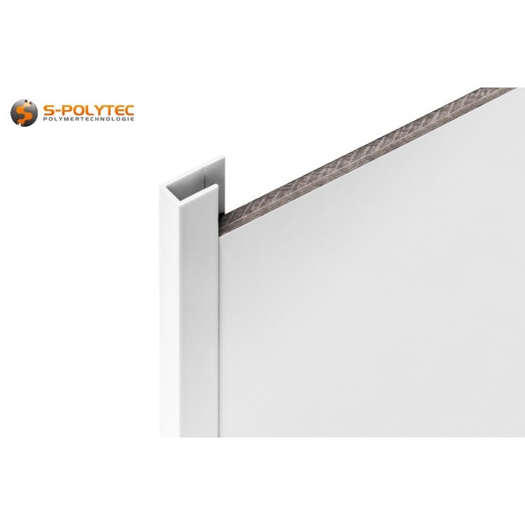 Wir bieten die Alu U-Profile in Weiß zur Kantenüberdeckung wahlweise in 2000mm Länge, 1000mm Länge oder im Zuschnitt an