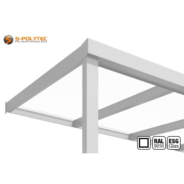 Aluminium-Terrassenüberdachung in Weiß mit ESG-Sicherheitsglas in 8mm Stärke und eckigen Aluminium-Profilen  