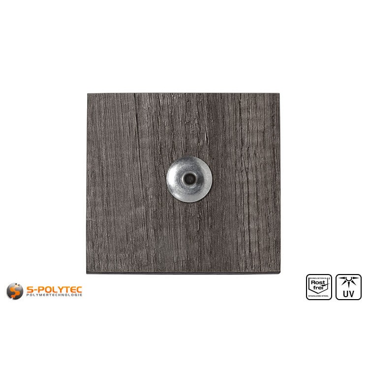 Unlackierte Fassadenniete montiert auf HPL Platte in Holzoptik