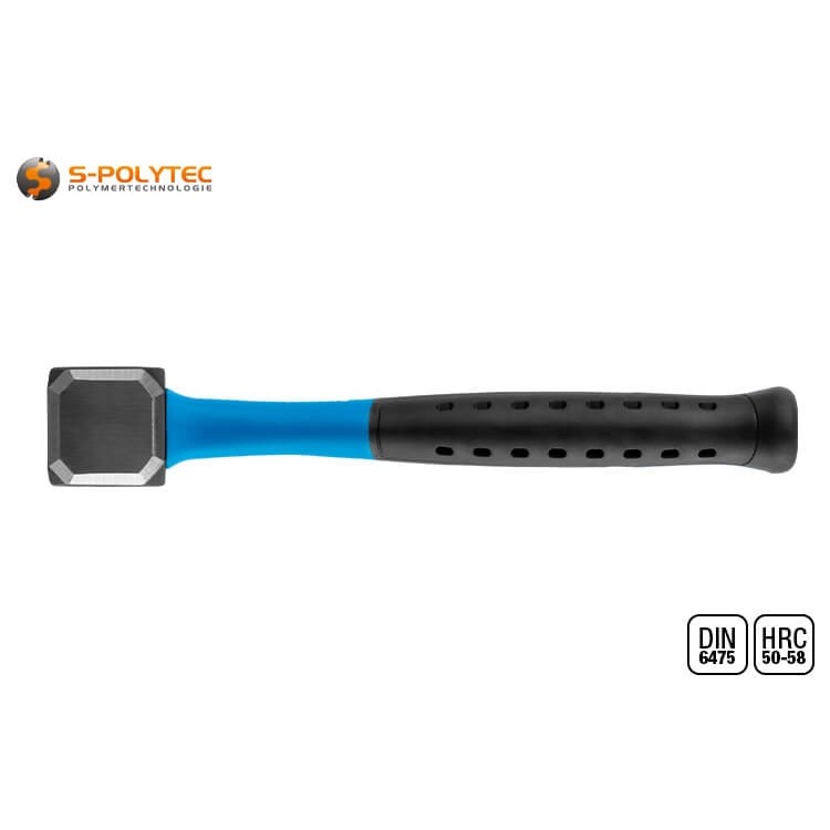 Der Kopf mit gehärteten Bahnen aus C45 Stahl weist einen hohen Härtegrad von 50 - 58HRC auf