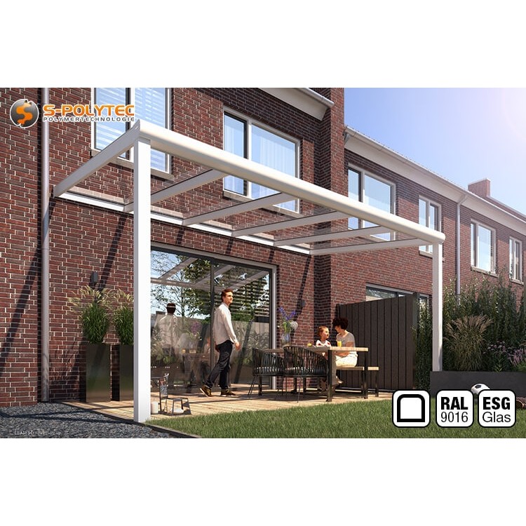 Das abgerundete Terrassendach auf Maß mit transparenter Eindeckung aus ESG-Glas und pulverbeschichteten Aluminium-Profilen in Weiß