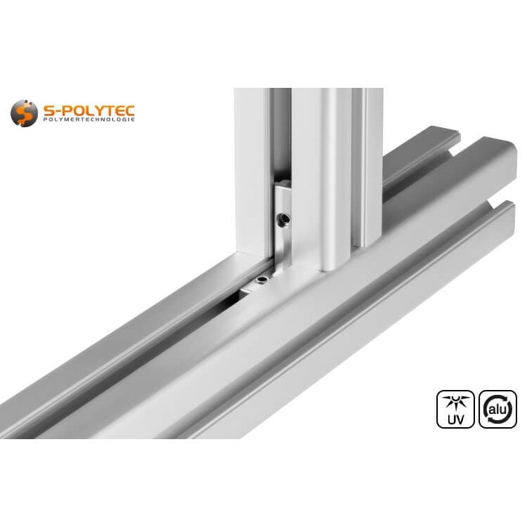 Die silbernen Konstruktionsprofile aus eloxiertem Aluminium sind auch für Außenbereiche geeignet