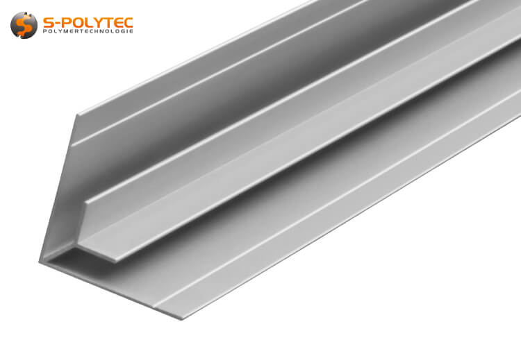Die silberfarbenen Eckprofile aus massivem Aluminium sind je nach Ausführung zur Plattenverbindung in Innenecken geeignet
