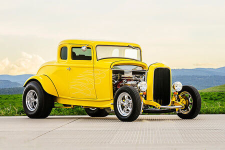 Karosserie-Tuning eines Hot Rod mit ABS Kunststoff